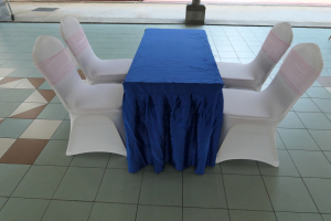 cushion chair with rectangle table