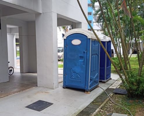 Portable toilet for rent in Singapore photo 8