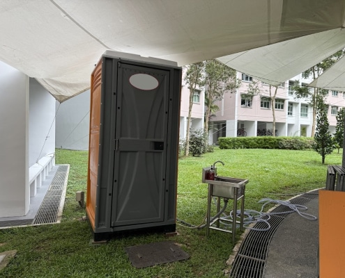 Portable toilet for rent in Singapore photo 4