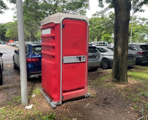 Portable toilet for rent in Singapore photo 3