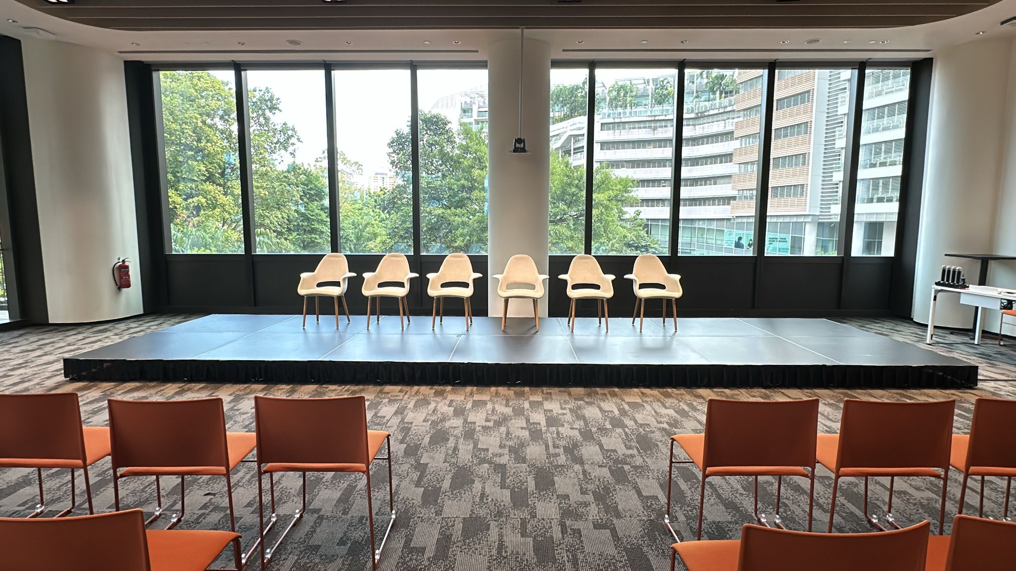 20cm high stage for townhall meeting