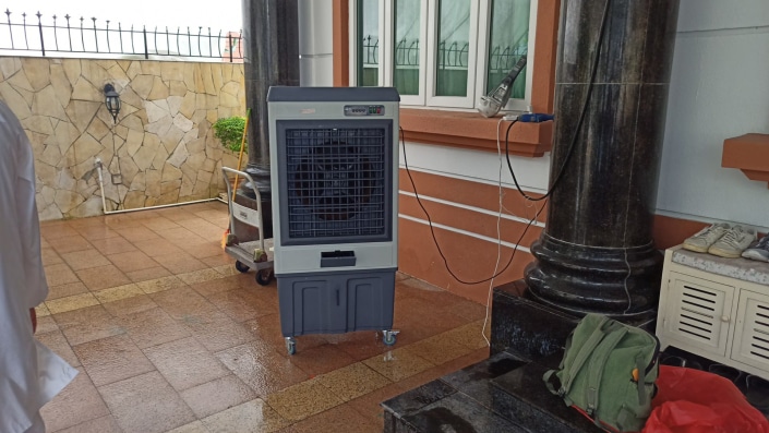 Medium air cooler